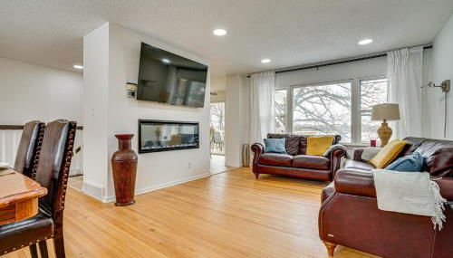 Waterfront Eagle Lake Home with Yard and Deck - Foto 3