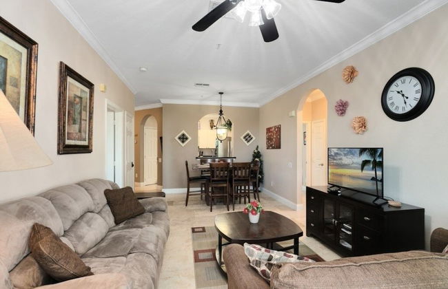 Spacious 3 Bed, 2 Bath Condo In Gated Community 3 Bedroom Condo by RedAwning - Foto 11