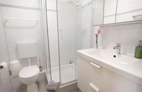 Schaake Hooksiel - Charmante Reetdachwohnung & Kostenfreier Parkplatz - Foto 26