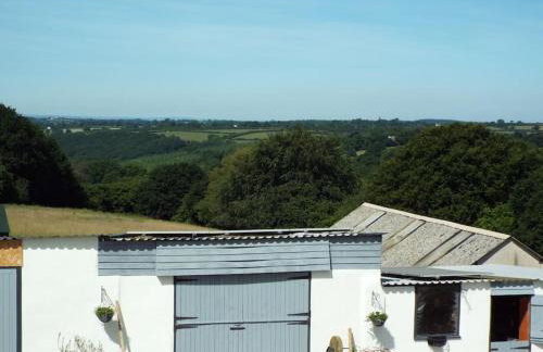 The old hayloft on 22 acre country smallholding - Foto 10