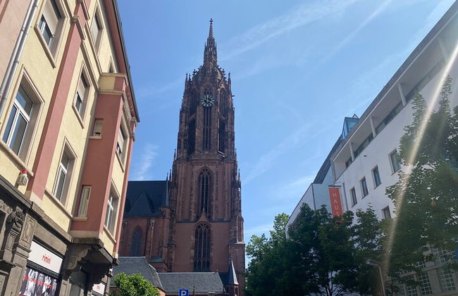 Évadez-vous de la ville Francfort City Promenade avec Puzzles - Photo 5