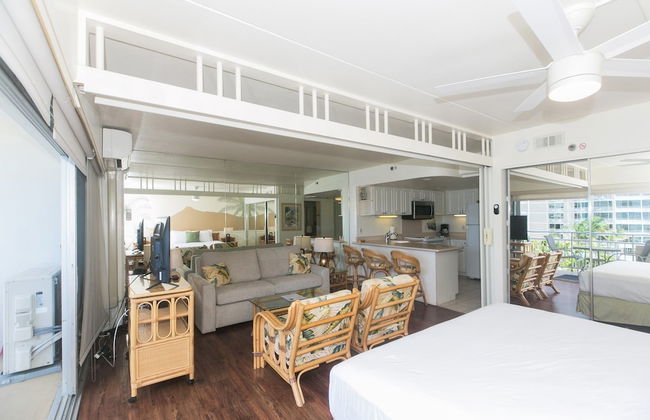 Spacious One Bedroom Harbor View Condos at Ilikai Marina With Private Balcony - Foto 59