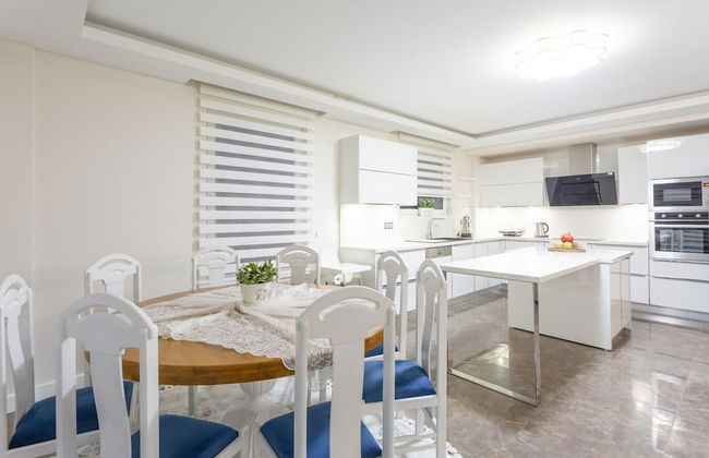 Villa Ozcelik Large Private Pool A C Wifi Car Not Required Eco-friendly - 2833 - Foto 23