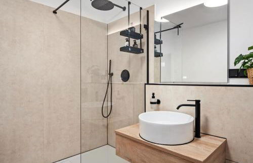 EDLER WOHNRAUM Schwanenteich-Penthouse mit Garage, Grill, Kaffeevollautomat, Klima, Lift & Terrasse - Foto 27