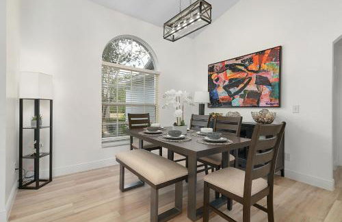 #370-Stunning 4 bed villa with south facing pool and spa with no rear neighbors - Foto 26