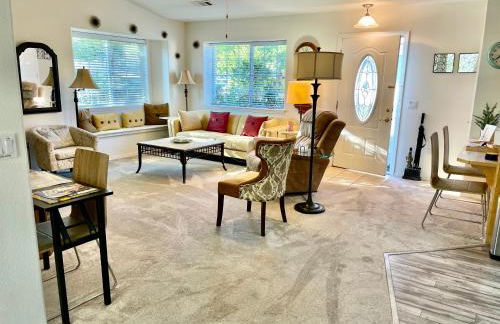 Warm and Inviting - Foto 27