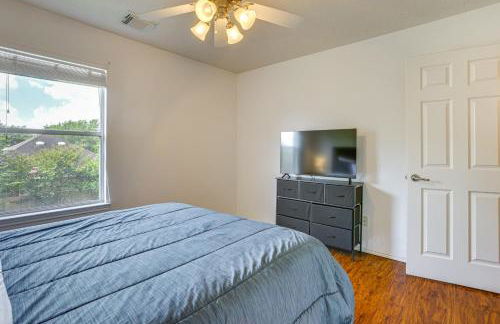 Fish and Hike Pet-Friendly Humble Home with Yard - Foto 20