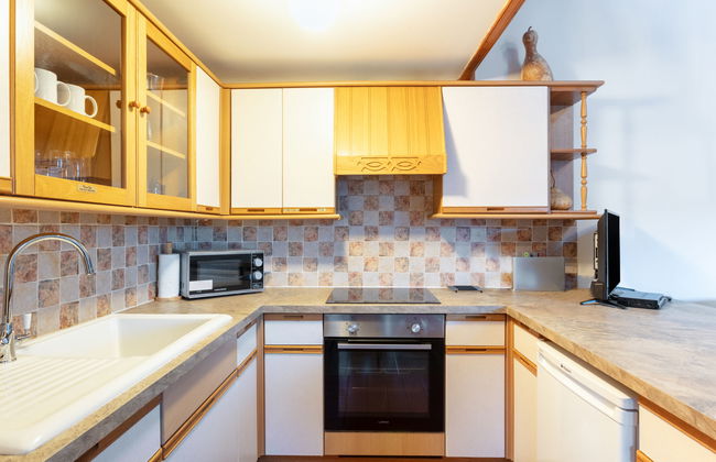 Auchingoul Cottage - Photo 11