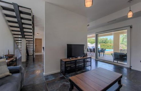 Awesome Home In Brtonigla With Sauna - Photo 29