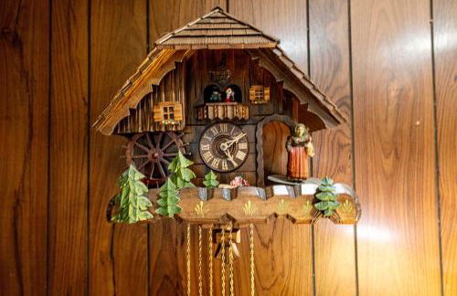 Lakehouse with Boats, MiniGolf, Sauna, HotTub, Swings and Playground! - Foto 18