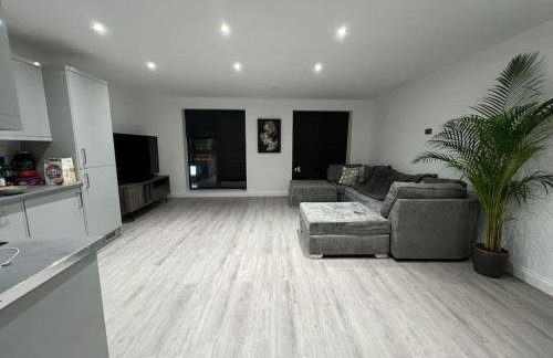 1 Bedroom Apartment By Brookland Stays Serviced Accommodation Short Lets Essex With Free WIFI - Foto 5