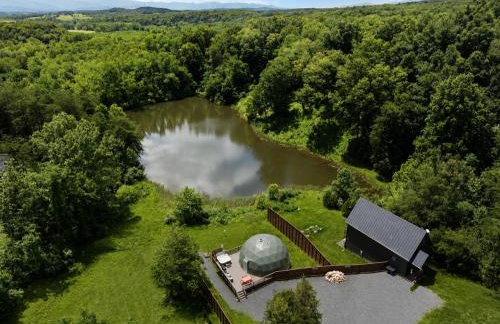 Luna Dome - Lakefront with Hot Tub, Wi-Fi, Sleeps 4 - Photo 29