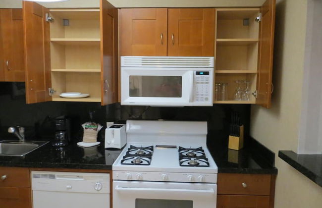 7 Springs Inn & Suites - Photo 25