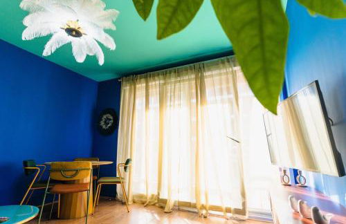 Luna - Cosy Appartement 50m2 - Place Parking Privé -Ascenseur - Position Centrale Gare - Pompidou - Nouvelle Ville - 2 à 4 Personnes - Foto 6