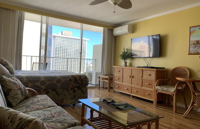 Tropical Studios at Marine Surf Waikiki - Photo 49