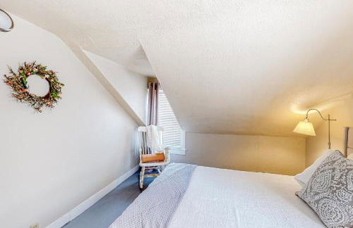 Maplewood Manor - Unit 2 - Foto 19