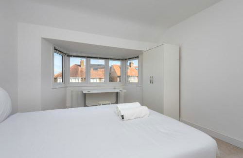 Spacious 4BR Home Garden & Office Space - Foto 15