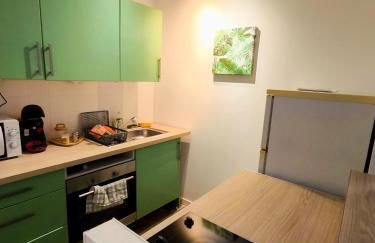 Home2Sea - Piscine, Jardin, studio cabine, 1 canapé lit convertible 2 ADULTES, 1 lit superposé triple 3 ENFANTS ou ADOS - Foto 35