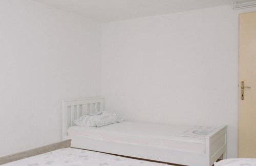 Large and charming apartment near beach with big & sunny terrace - Photo 23