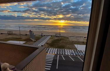 Incrível Sacada à Beira Mar APTO 3Q - Foto 30