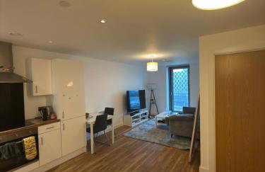 Stylish 1 Bed Apartment, 15 Mins to Old Trafford - Foto 1