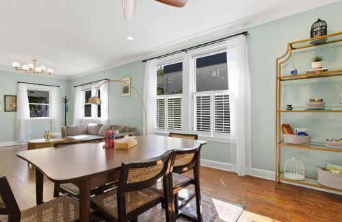 Bright & Spacious 3BR Cottage Minutes to DC - Foto 4