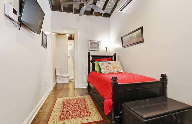 2038 Iberville Studio Rear 2BD - Foto 1