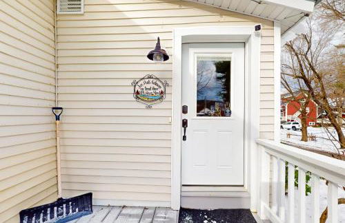 Jay Peak Getaway on Trout River - Foto 36