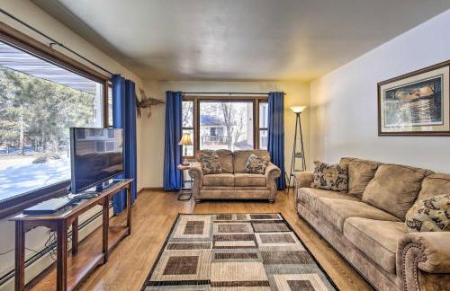 Simple Cranberry and Wine Farm Home with Fire Pit! - Photo 3