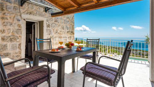 2 Bedroom Amazing Home In Dubravica - Foto 4