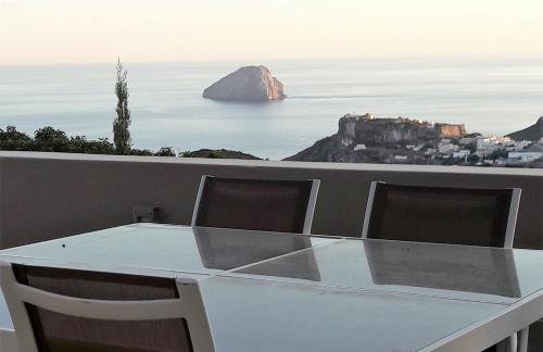 Villa Iris - Photo 1