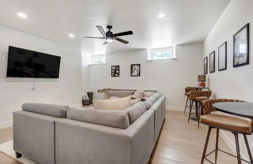 Whitewater Villa - 5BR Luxury Retreat with Hot Tub - Foto 48