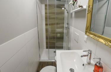 Friendly Home - Einzelappartement "Trust" Köln Bonn Phantasialand - Foto 17