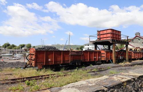 1 South Snowdon Wharf - Photo 28