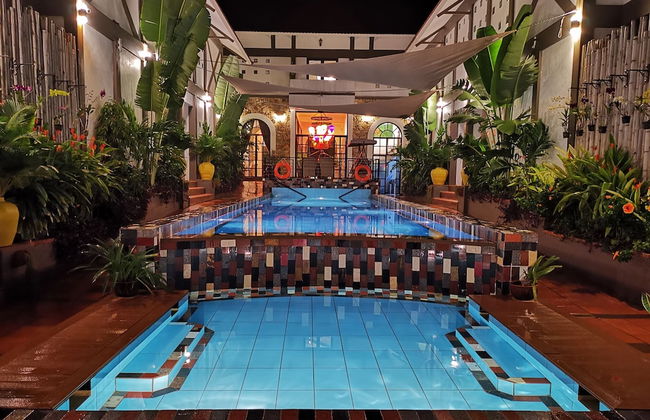 Victory Road Villas - Photo 1