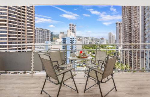 Waikiki City View at the Ilikai, Close to Beach - Foto 86