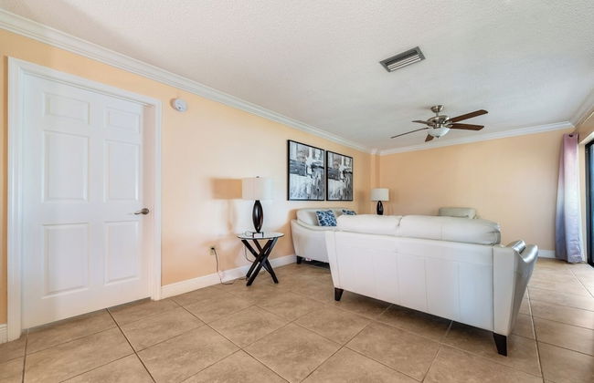 Renovated 3BR Dog Friendly Pond View W/D - Foto 13