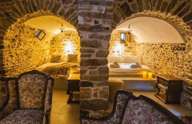 Albanian Coast - House - Stay 9 - Hottub - Petsok - Foto 1