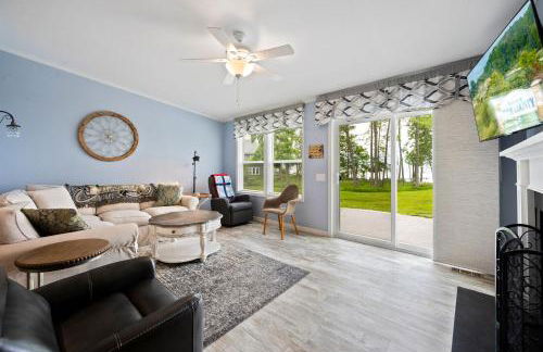 Bayfront Escape Hot Tub, Kayaks Dogs Welcome - Photo 23