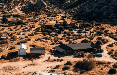 The Raven By The Cohost Company - Foto 42