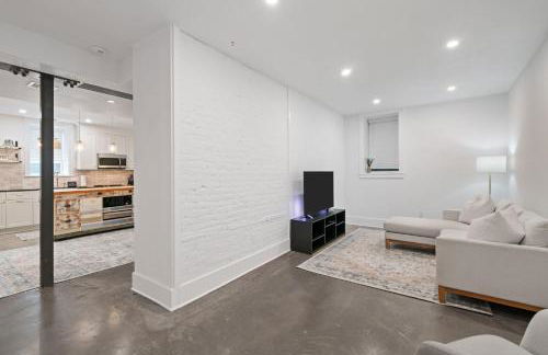 8ft Ceilings Basement Sauna Retreat - Foto 23