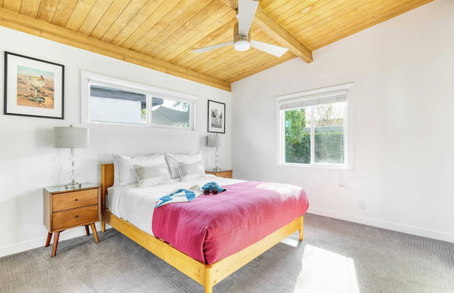 Lloyd by Avantstay Palm Spring Paradise w/ Pool, Large Yard & Table Tennis! Permit#3779 - Foto 30