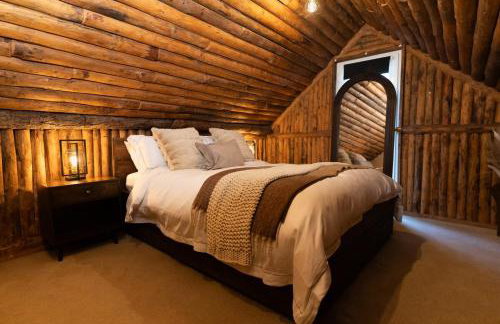 Tree House - Luxury Riverside Escape! - Foto 4