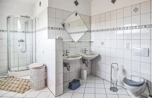 3 Bedroom Awesome Home In Postomino - Foto 24