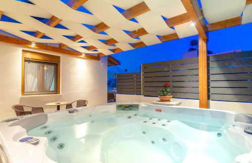 Eleni Luxury Maisonette with Jacuzzi - Foto 1