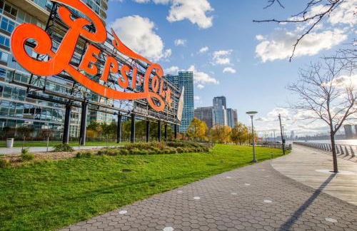 Blueground LIC gym balcony nr MoMA PS1 NYC-1659 - Foto 37