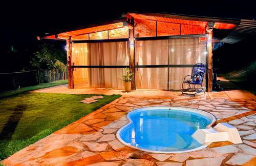 Chalé Mirante, piscina, cachoeira, lago e vista espetacular em Alexânia Goiás - Foto 36