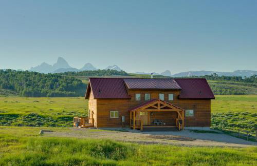 Fire Pit, Deck and Hot Tub Idaho Group Getaway! - Foto 1