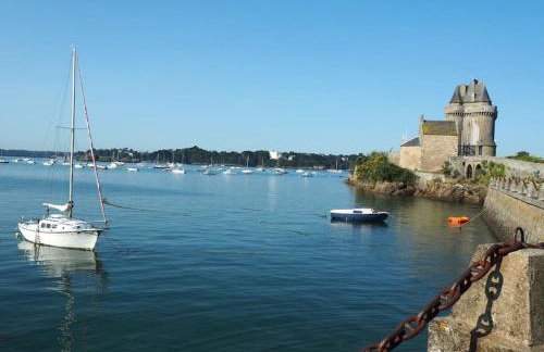 Appartement duplex et terrasse à St Servan-St Malo - Foto 7