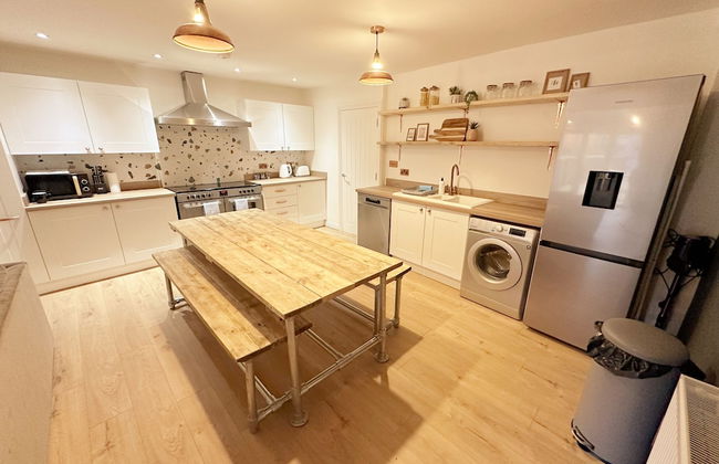 Cotswolds Large 4 Bed House Parking-Wifi - Foto 26